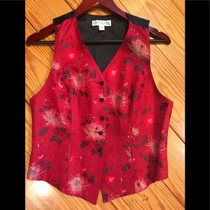 Karen Kane vest